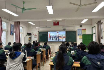 防军初中阅读区