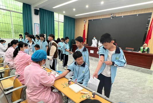 麻沿乡初级中学阅读区