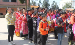 个旧市卡房镇卡房小学阅读区