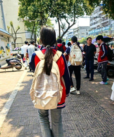 江苏省南通市海安县雅周镇张垛初级中学阅读区