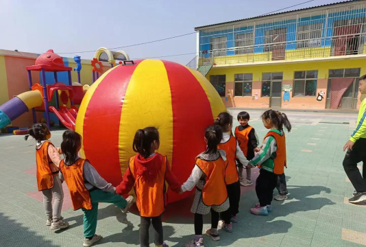 石门县童心幼儿园阅读区