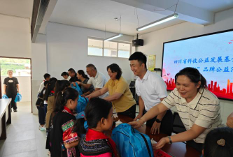 南昌铁路局向塘铁路职工子弟小学阅读区