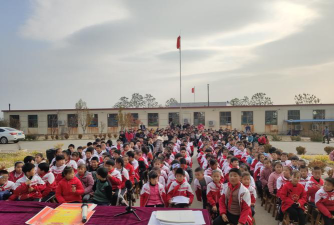 嘉祥县马集乡中心小学阅读区