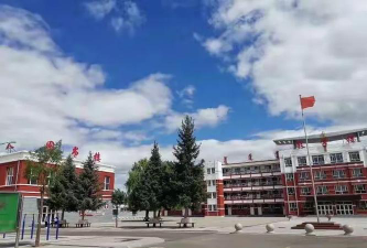 和林二中阅读区
