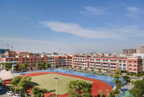 东凤镇沟美小学阅读区