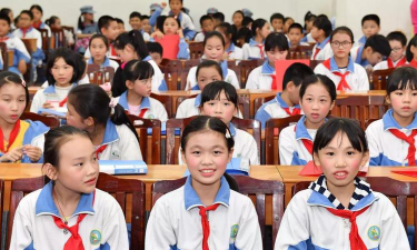 云浮市邓发小学阅读区