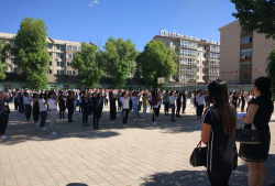 承德市鹰手营子矿区童心艺术培训学校有限公司阅读区