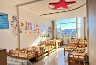 新疆博湖县查干诺尔乡幼儿园阅读区