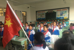 龙南县桃江乡洒口小学阅读区