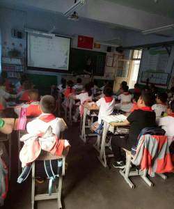 肥城市汶阳镇中心小学阅读区