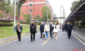 郴州市苏仙区未来创想教育培训学校阅读区
