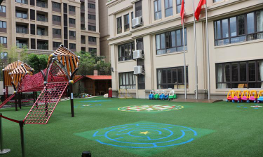 深圳市坪山区燕子岭幼儿园阅读区