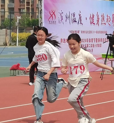 乳山市第二实验小学阅读区