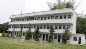 钱东镇下浮山小学阅读区