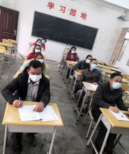 所城镇龙湾小学阅读区