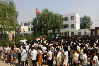 长丰县夏店中学阅读区