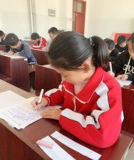 莒县寨里河乡中心小学阅读区