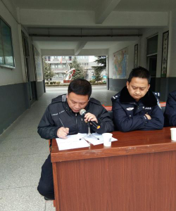 彬县龙高镇初级中学阅读区
