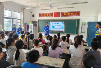 五河县小溪中学阅读区