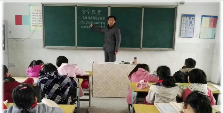 五河县乔张初级中学阅读区