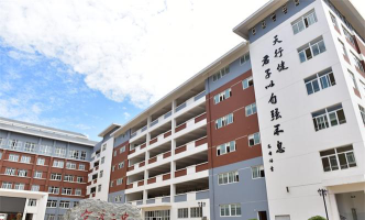 昆明市官渡区第二中学(官渡二中)阅读区