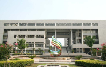 杭州市第四中学下沙校区阅读区