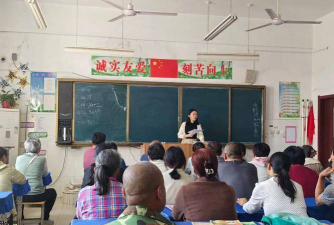 夏津县白马湖镇中心小学阅读区