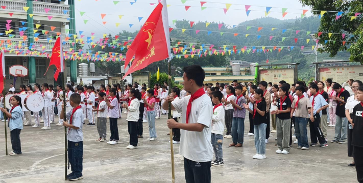麻栗坡县一小阅读区