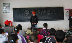 下坝村中心学校阅读区