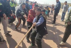 东昌府区八刘中心小学阅读区