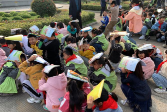 姜堰市兴泰学校阅读区