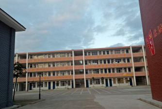 怀宁县栏坝初中阅读区