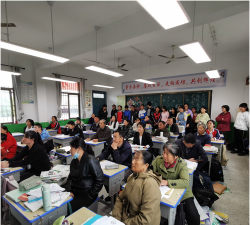 怀宁县小市初中阅读区