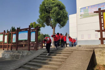 怀宁县马庙镇育儿初级中学阅读区