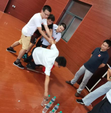 威县清源培训学校有限公司阅读区