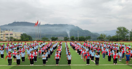 平昌县坦溪小学阅读区