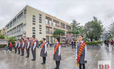 贵阳市南明区华麟中学阅读区