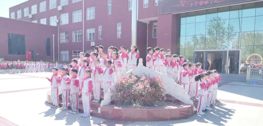 滨州市滨城区第二小学阅读区