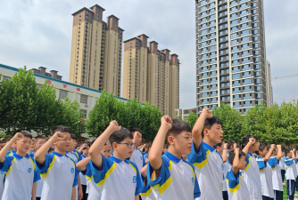 兴平市田阜乡初级中学阅读区