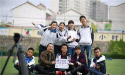 竟存中学阅读区