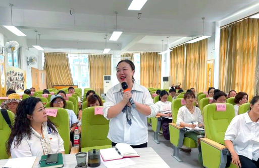 成都市西体路小学校阅读区