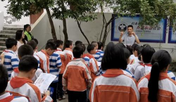 金堂县云合镇小学阅读区