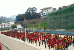 象明中心小学阅读区