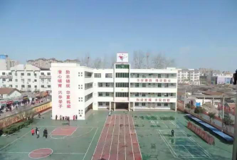 聊城市兴华路小学阅读区