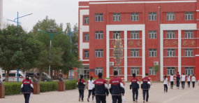阿拉善右旗第一中学阅读区