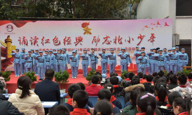 泸州市大北街小学校阅读区