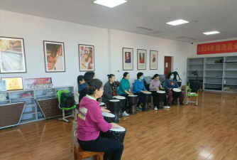 宜都市尔雅书房文化艺术培训有限公司阅读区