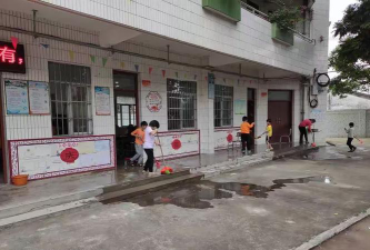新兴县车岗镇云洞教学点阅读区