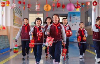 威海荣成荣成市实验小学阅读区