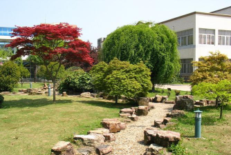 常州市第一中学初中部正衡中学(常州一中分校)阅读区